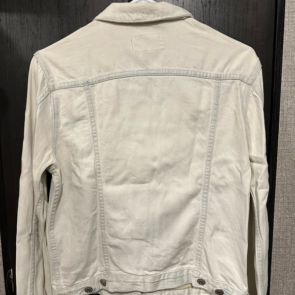 Rag & Bone Off-White Distressed Denim Jacket Size Medium - Picture 5 of 5